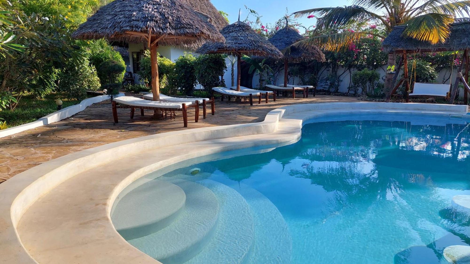 Mawimbi Hotell Nungwi
